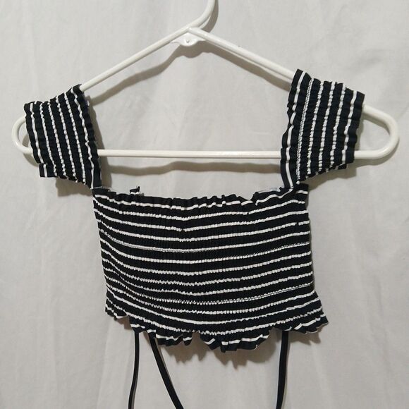 Womens Size Small Xhilaration Halter Top Grudge  Emo Goth Skater - Picture 1 of 9